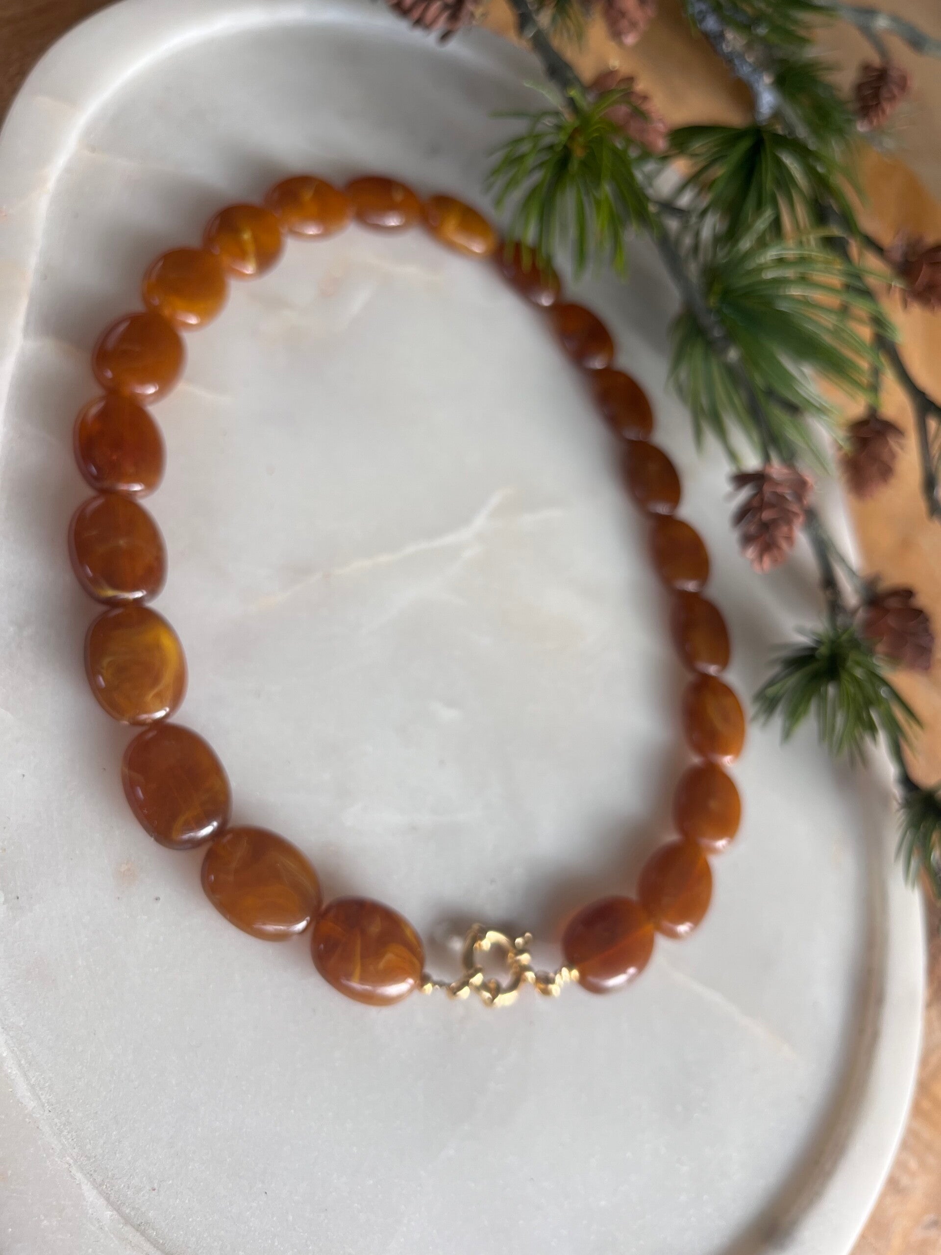 Ovale kralen ketting bruin