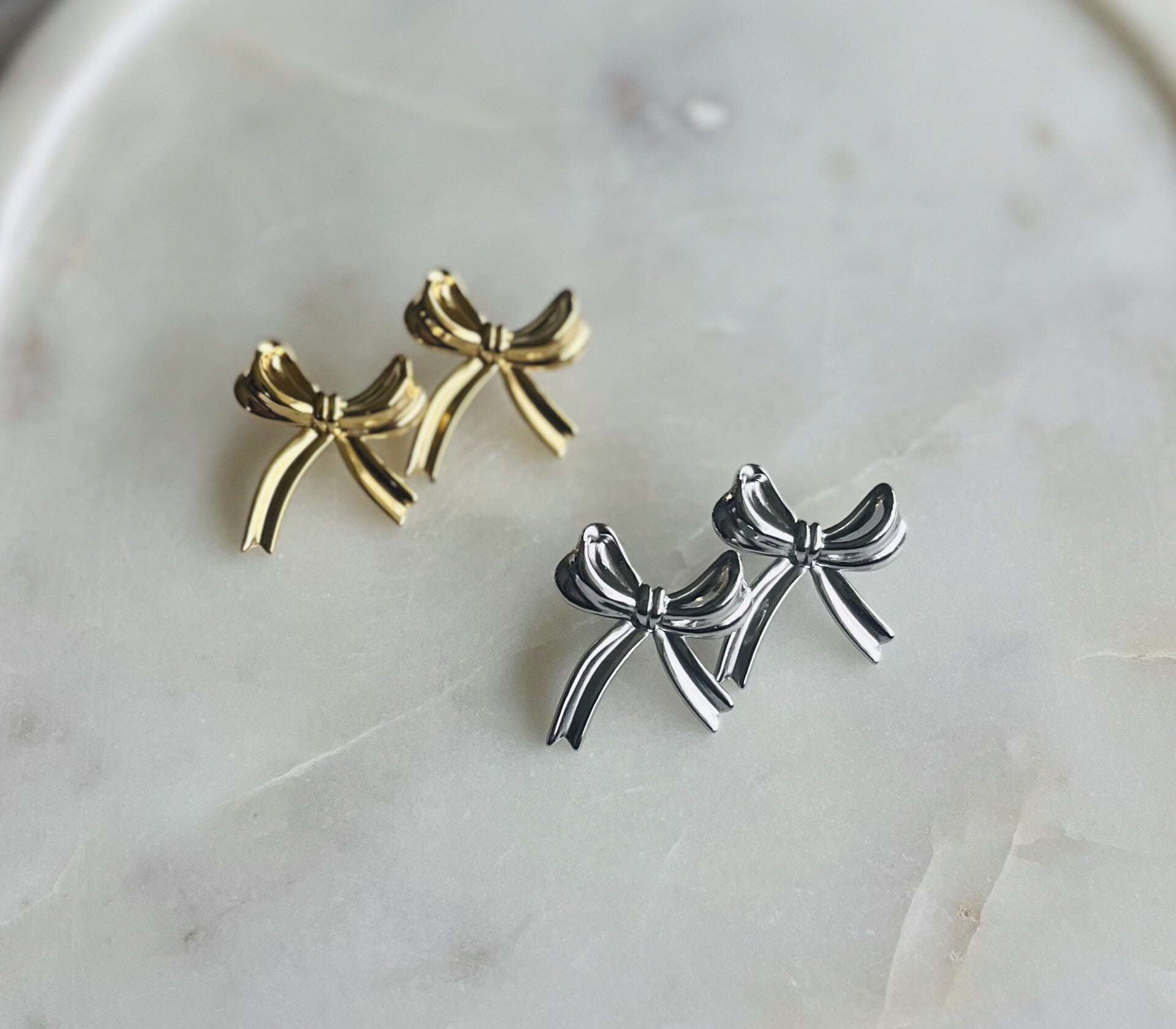 Oorstekers strik  Goud/Zilver