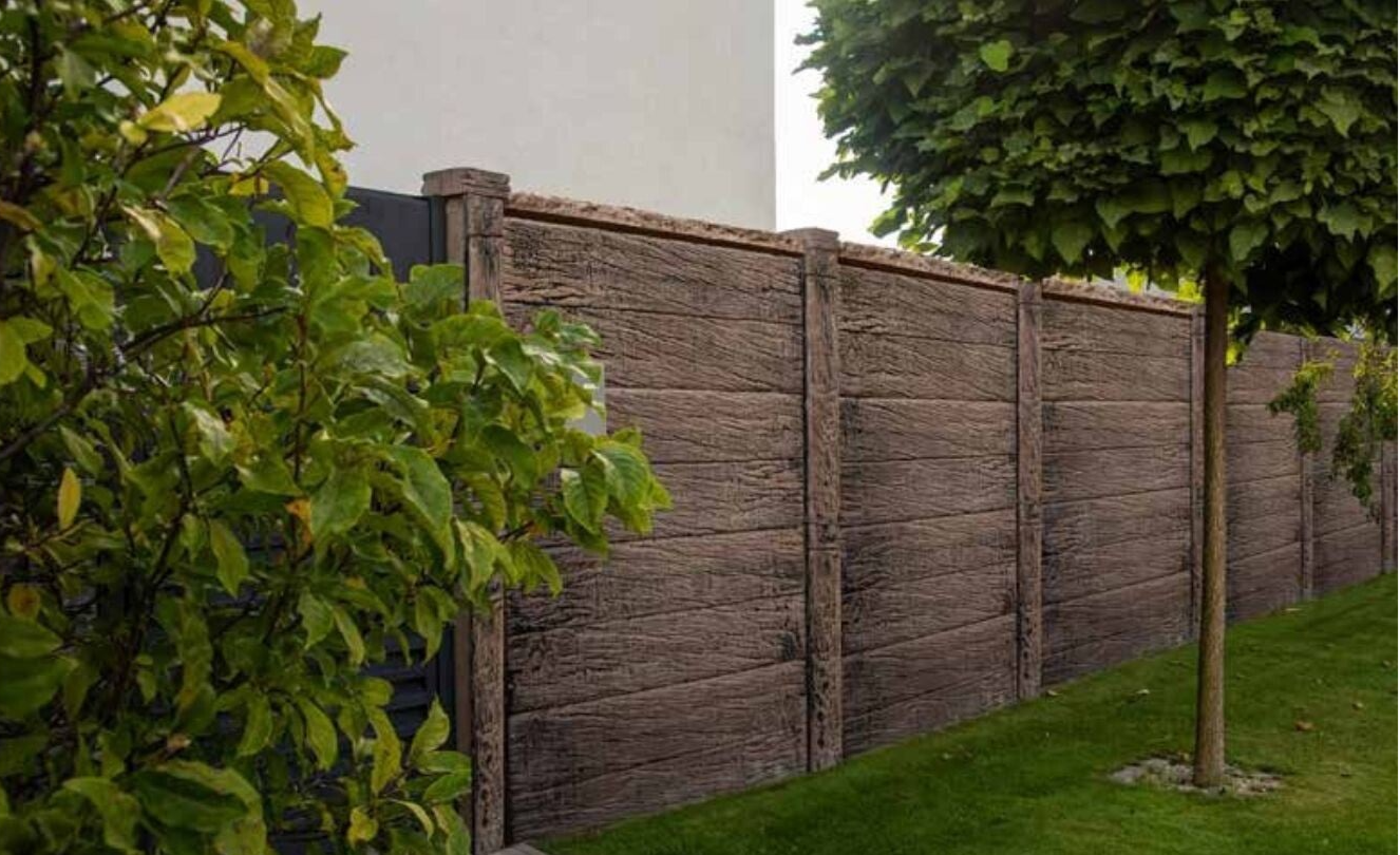 Betonzaunplatte - Muster Holz Schwelle