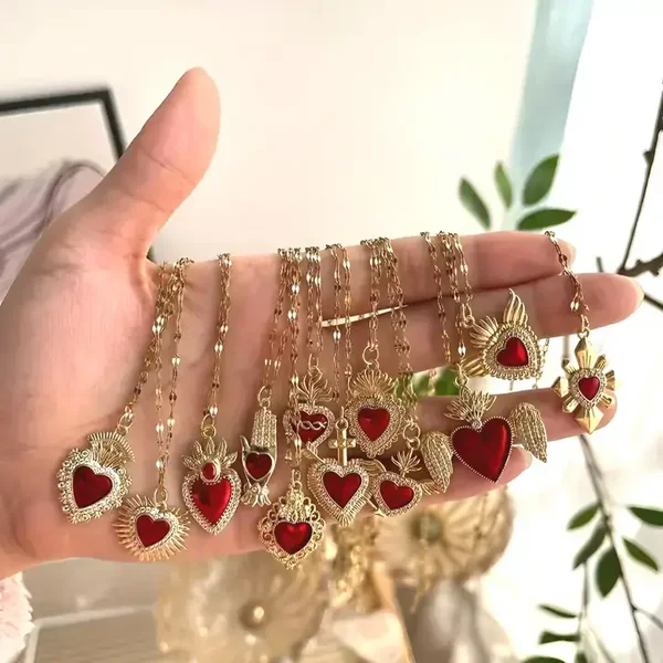 Sacred Heart Necklaces in 18k Gold-Plated Steel