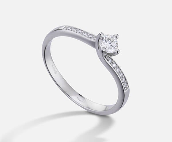ANELLO 18K ct.0,20 + ct.0,06