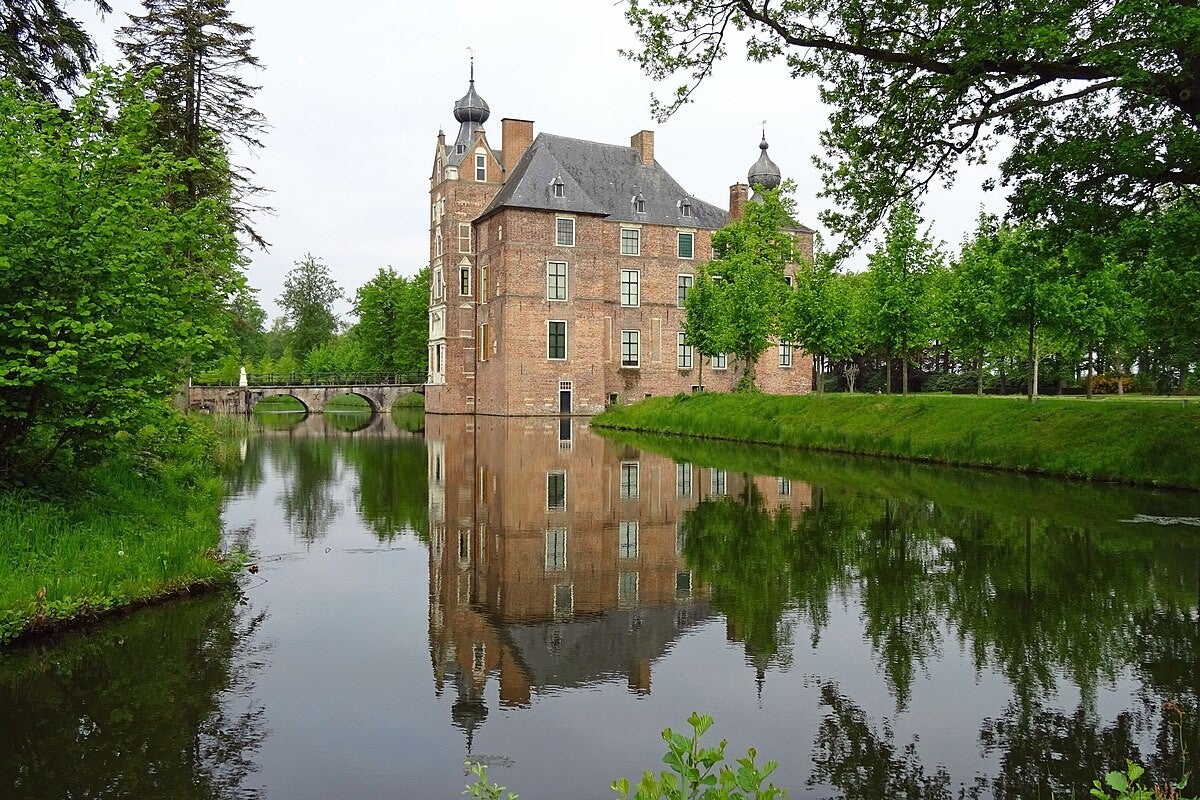 Wandelen langs Kasteel Cannenburch