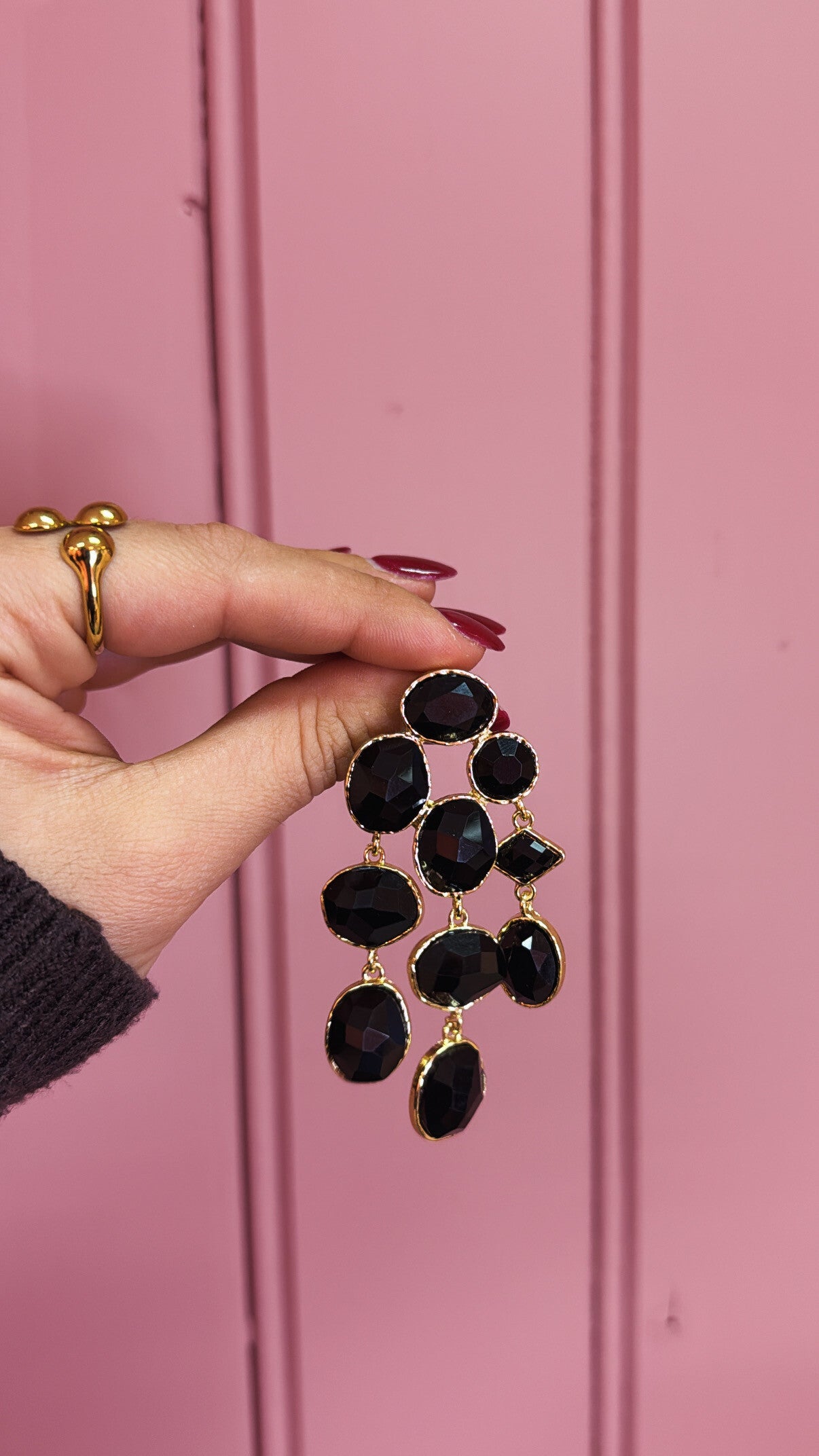 Bold Christel Earrings black