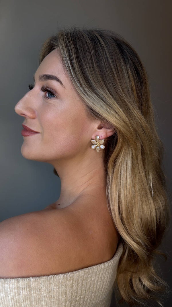 Poppy Earrings beige