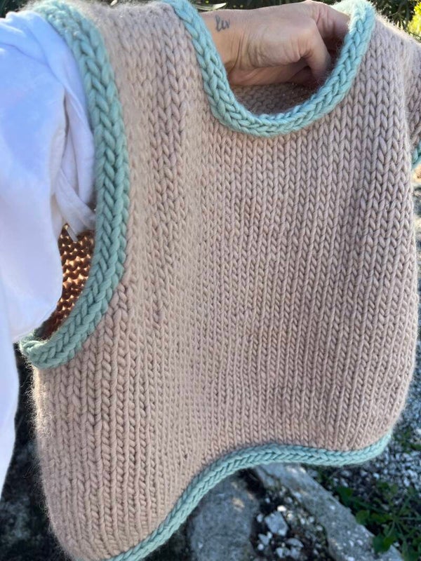 Knitted Vest wool yarn