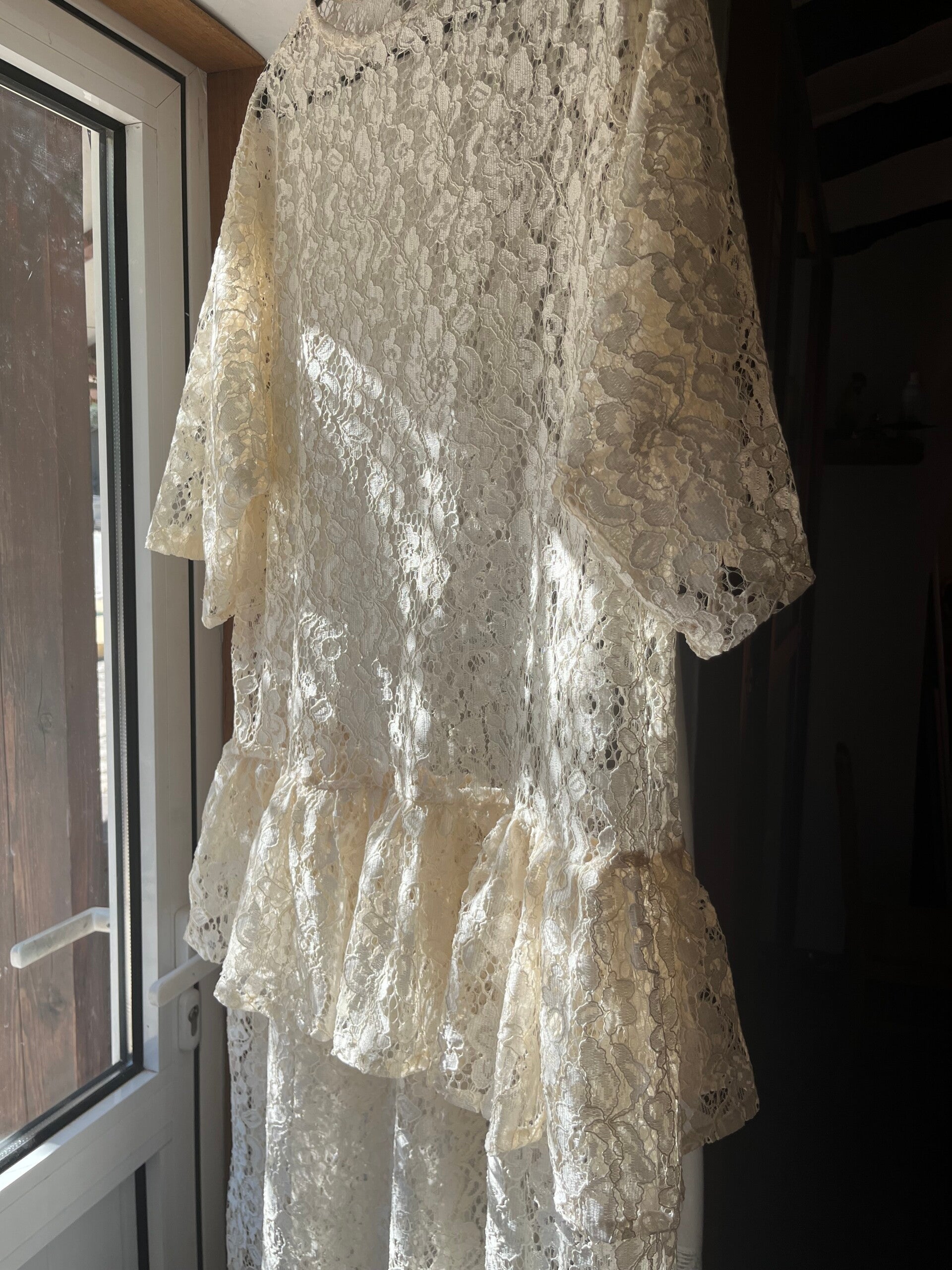 Lace Ruffle t-Shirt Dress