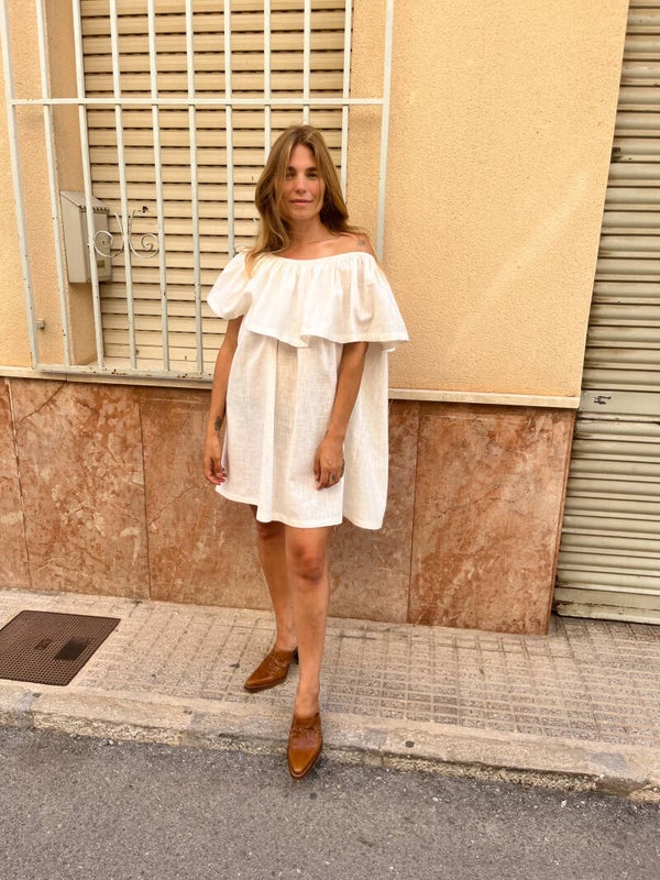 Ruffle linen dress