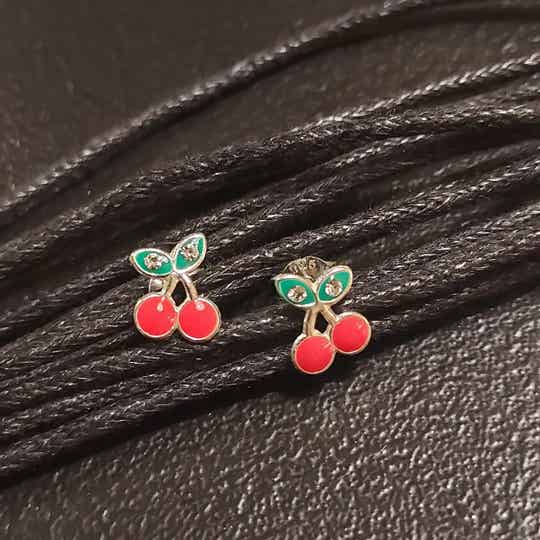 Oorbellen voor kinderen echt zilver kers met kristallen