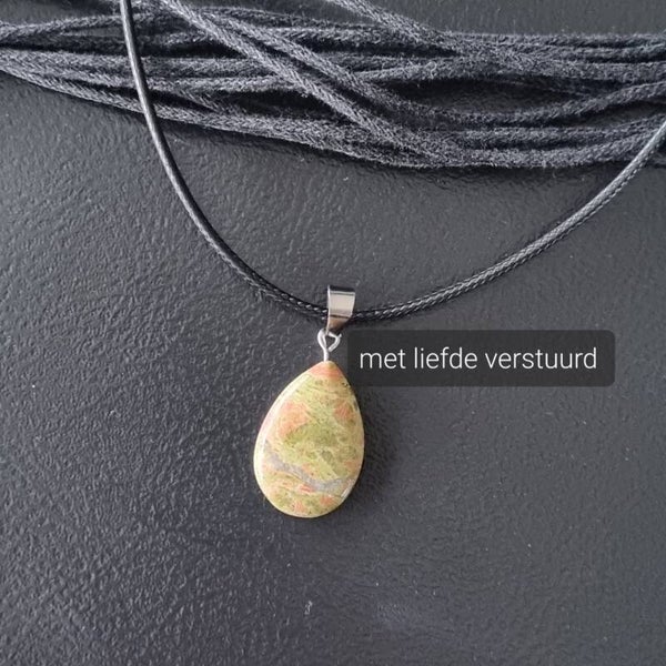 Edelsteen met leren ketting Unakriet druppel hanger