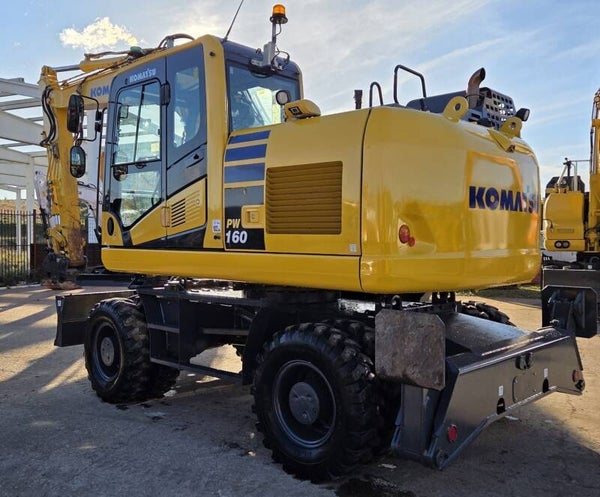 KOMATSU PW160-11