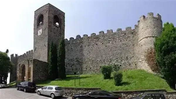 Tour Castello Di Moniga Rocca di Manerba