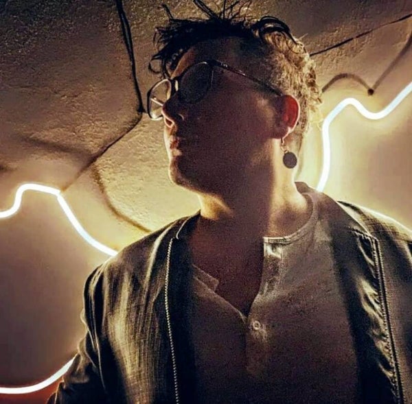 Inspirado en : BAD BOY COBALT (CAROLINA HERRERA)