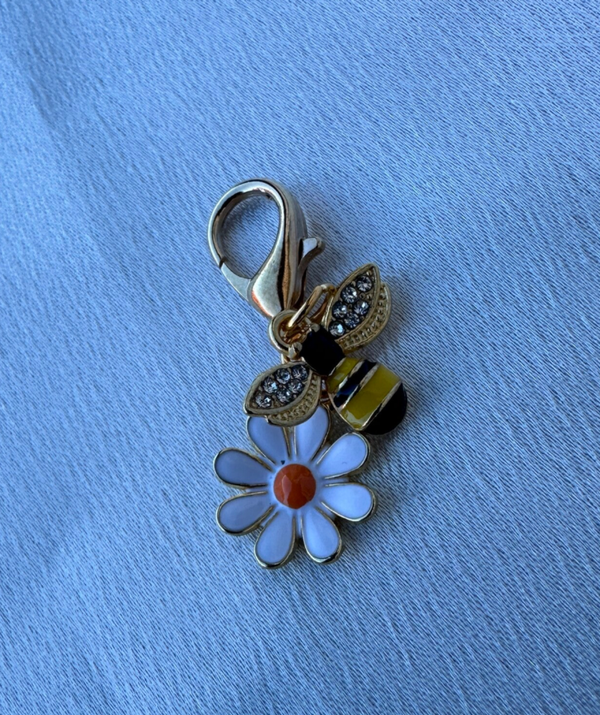 Flower bee