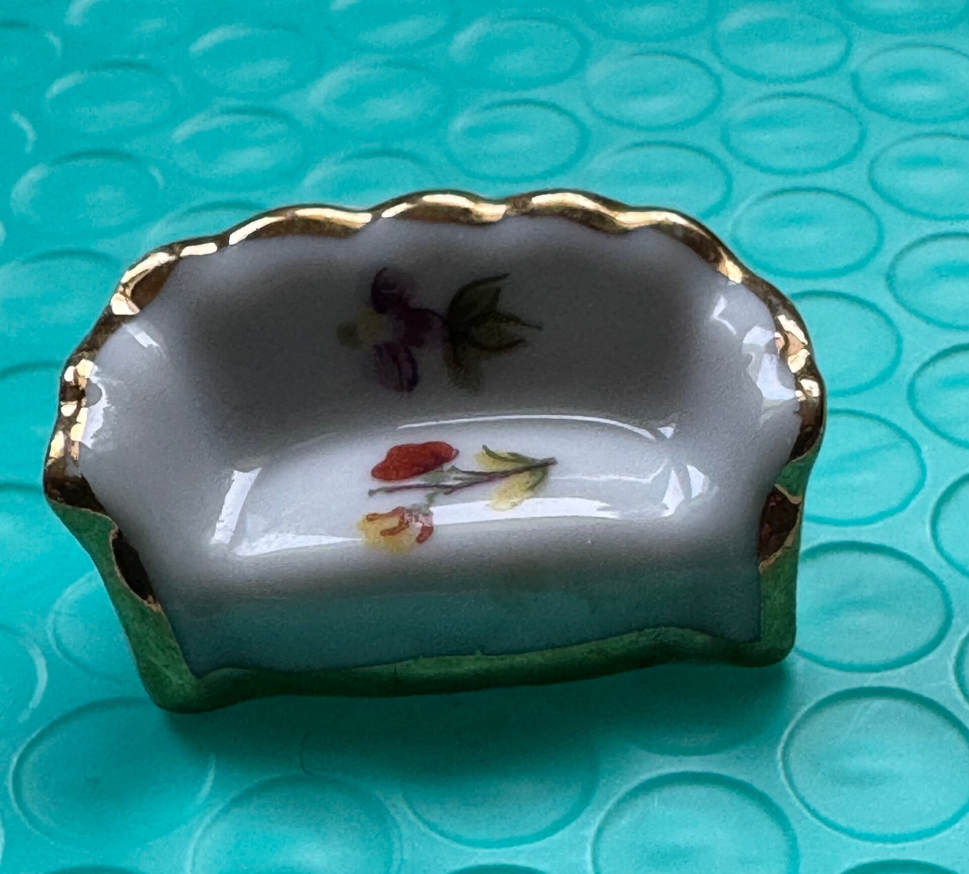 Limoges Porzellan Sofa gebraucht