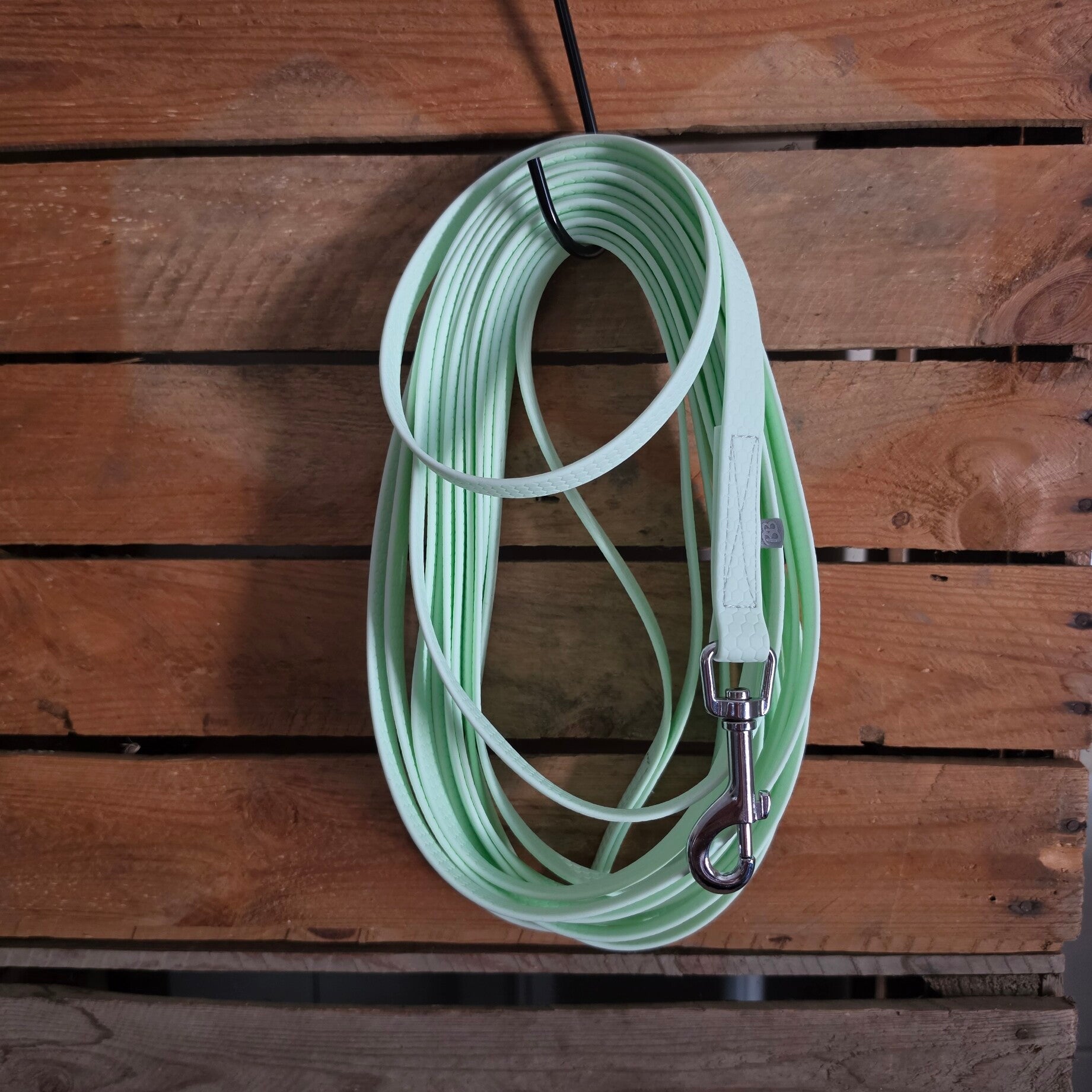 SALE - Longeerlijn met handvat -  Lichte Grip - Mint gestikt met zilver garen - 7,25 meter - RVS - Musketon
