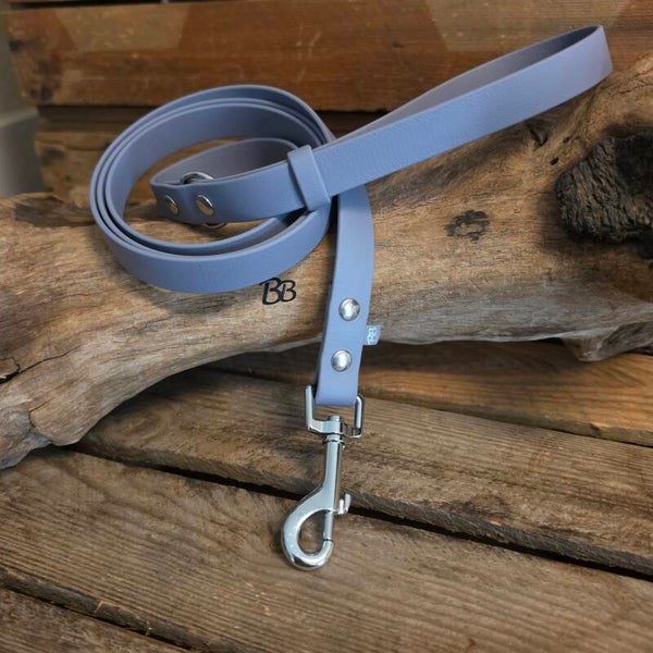 SALE - Beta Biothane® Hondenlijn - 19mm - Grijs - 1,5 meter met handvat - Musketon - Holnietjes - RVS