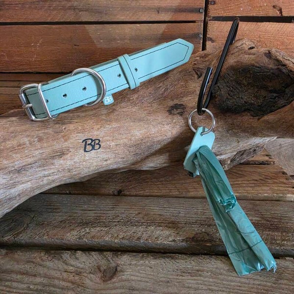SALE - Halsband Rolgesp - Eucalyptus - 25mm breed - Stiksel Zwart - 48-56 cm