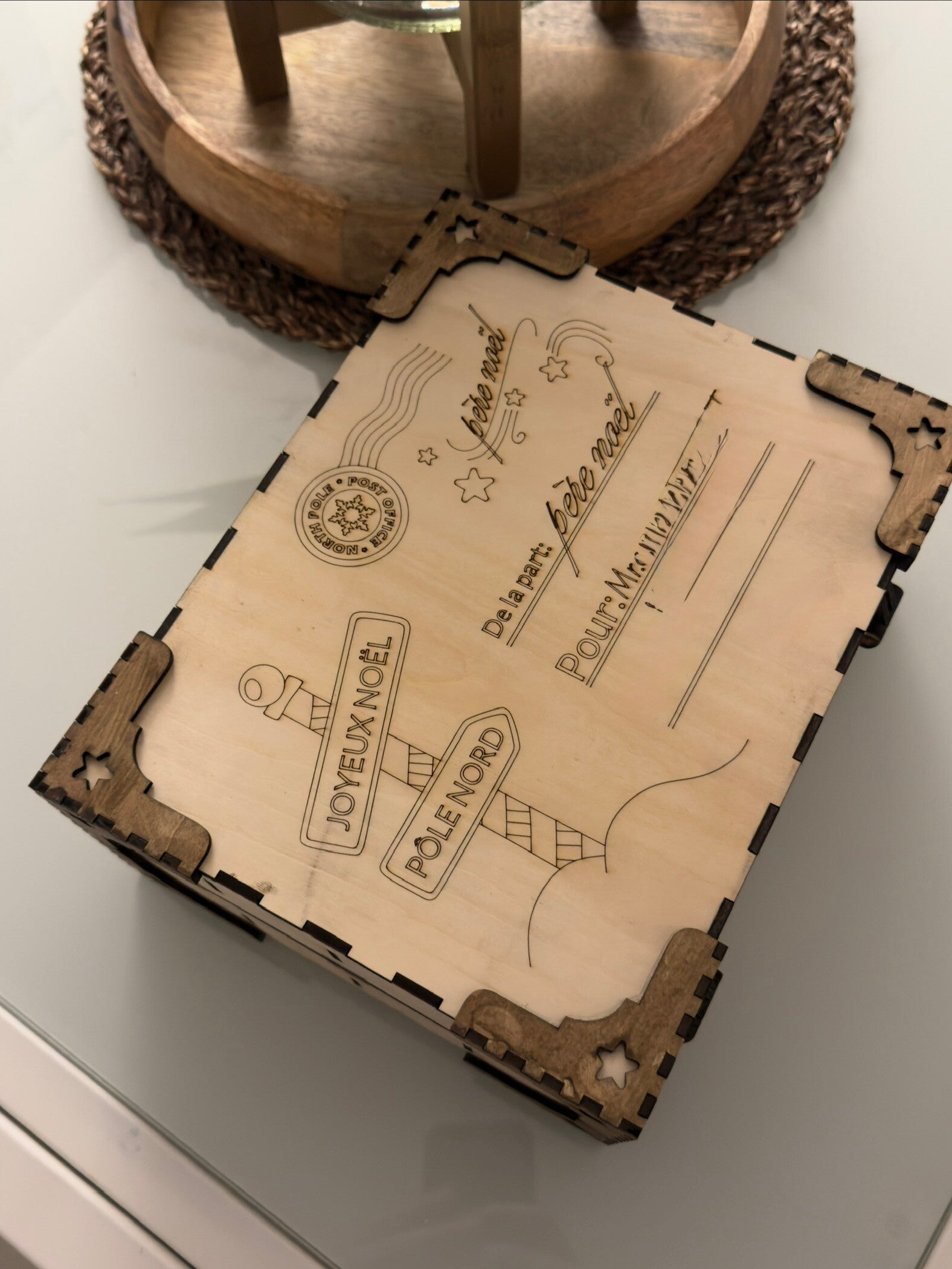 Calendrier de l'Avent en bois personnalisable – Modèle "Colis du Pôle Nord"