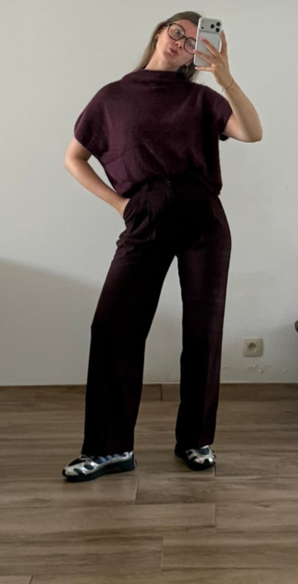 PRE ORDER Faye knit - Bordeaux