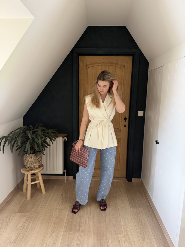 Lenka Blazer