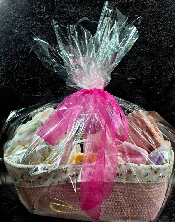 Signature It's A Girl Baby Hamper