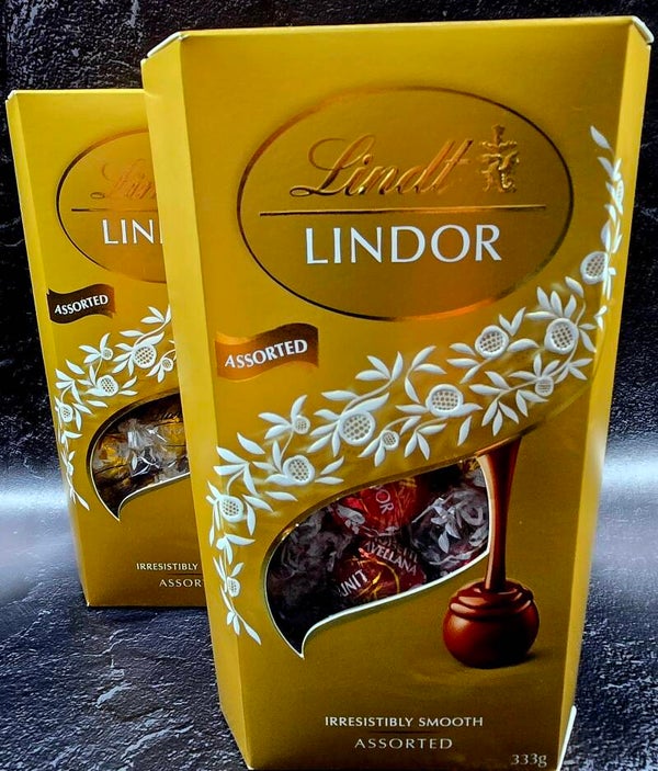 Lindt Lindor Milk Chocolate Assorted Balls – 333g