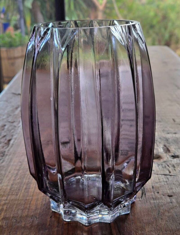 Elegant Faceted Glass Vase – Smoky Amethyst