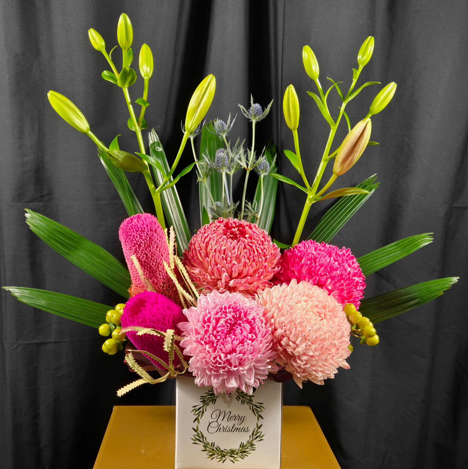 Merry Christmas Bloom Box – Luxe Pink & Native Blend