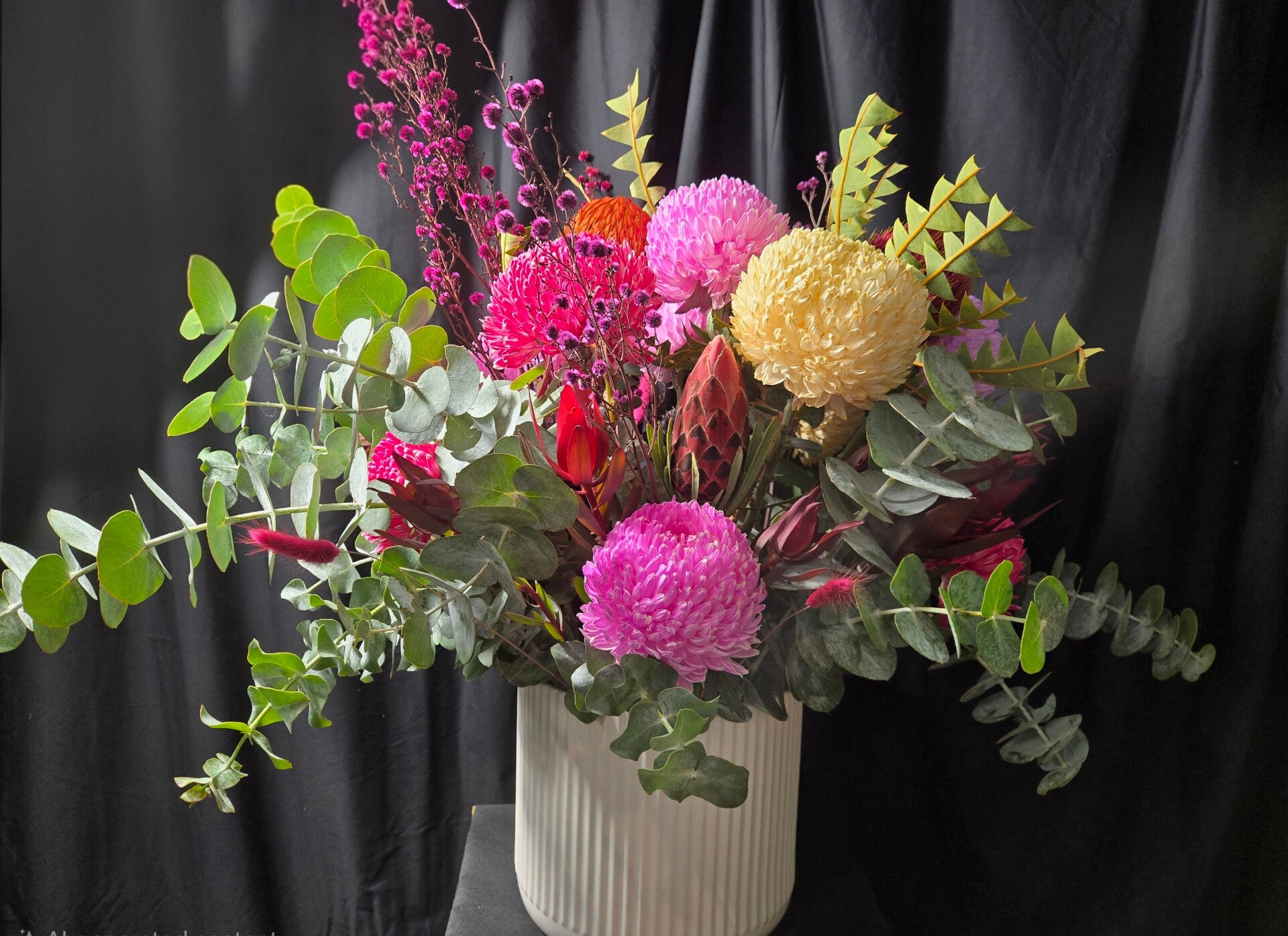 🌿 Hello Big Boy – Florist’s Choice Arrangement