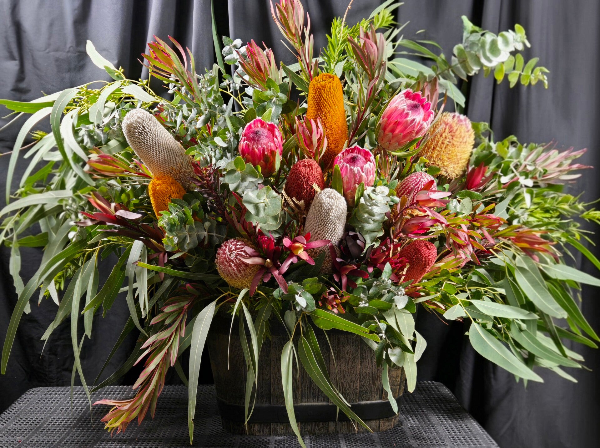 Native Bushland Blaze Rustic Tub