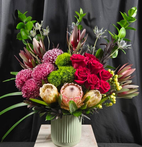 🌿 Hello Big Boy – Florist’s Choice Arrangement