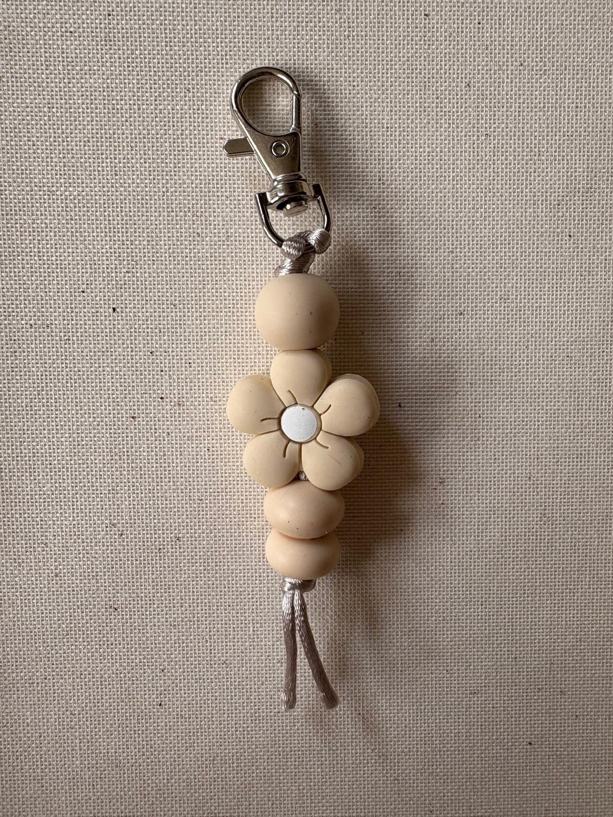 Sleutelhanger Beige Bloemetje