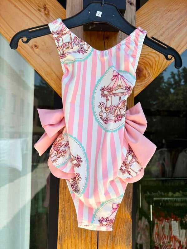 Heel mooie badpak roze paardenmolen