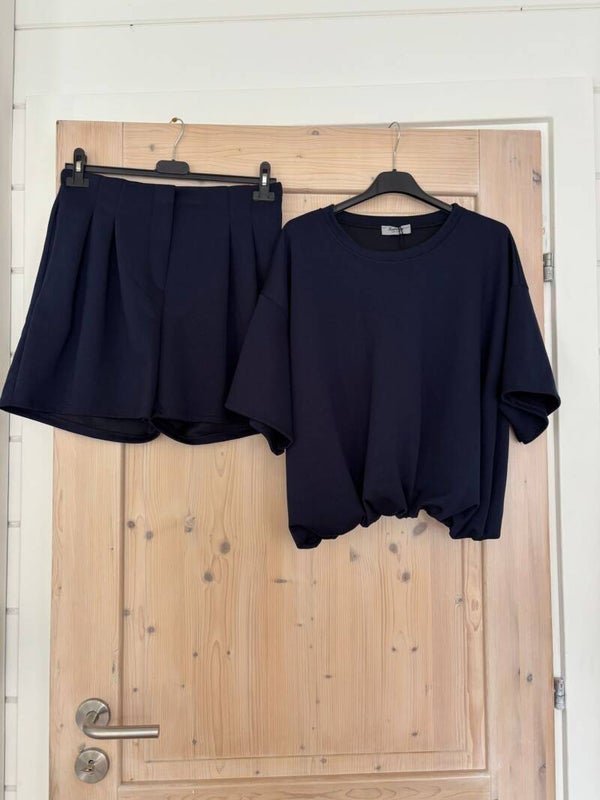 Mooie stijlvolle set blauw