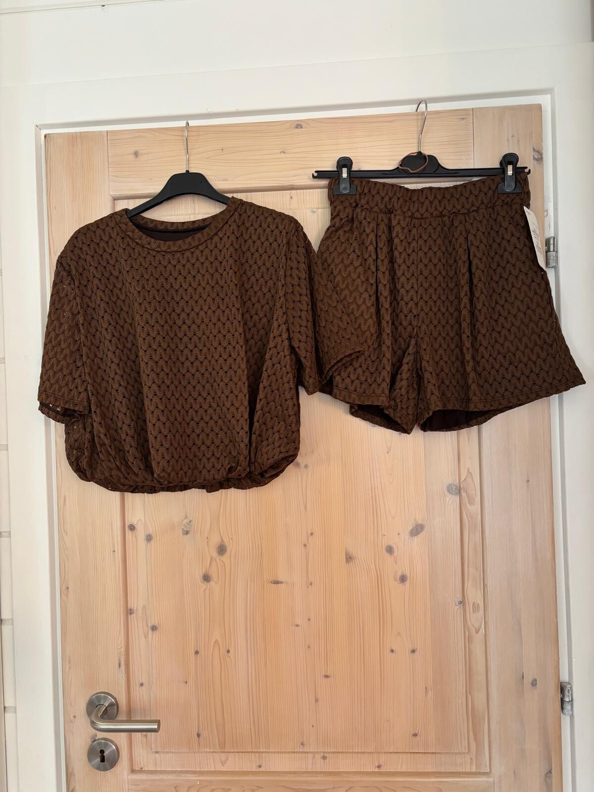 Hele mooie bruine kanten set 196