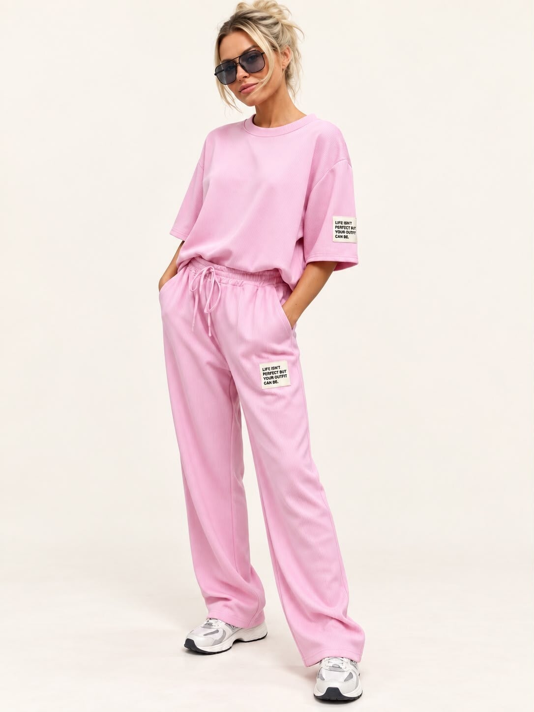 roze huispak met witte label 14