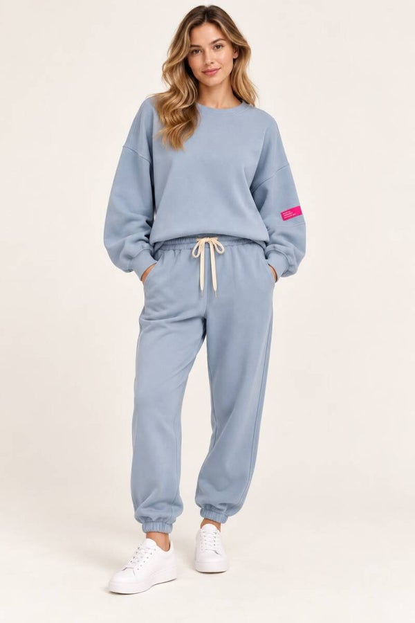 blauw huispak met lange mouwen en smalle broek