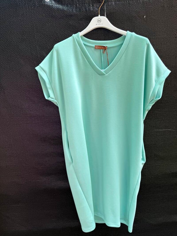 Heel mooi kleedje turquoise Mooij
