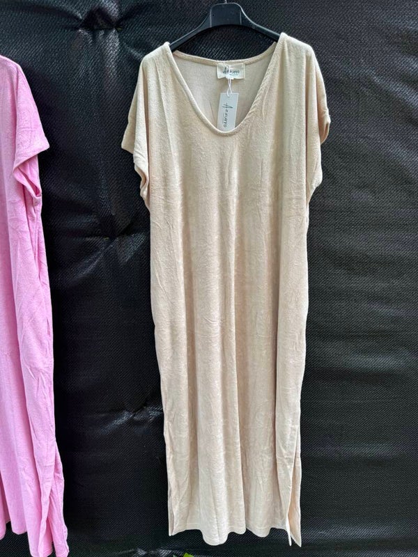Zachte sponzen kleed beige
