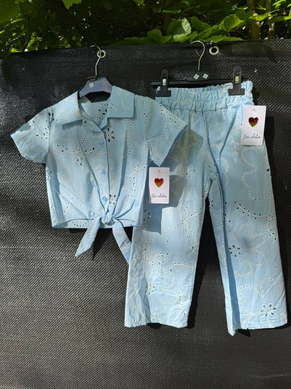 Prachtige kanten set blauw