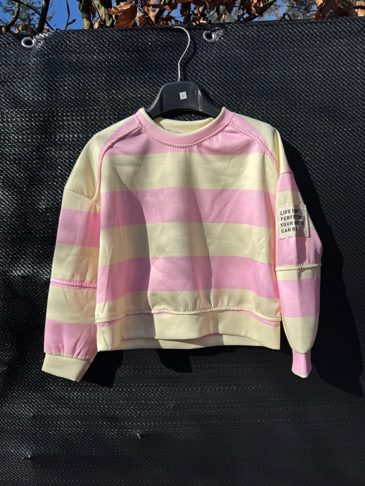 Mooie trui streepjes geel roze