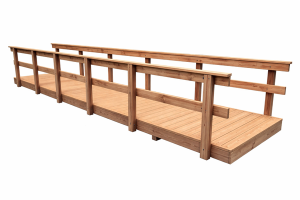 Hardhouten voetgangersbrug