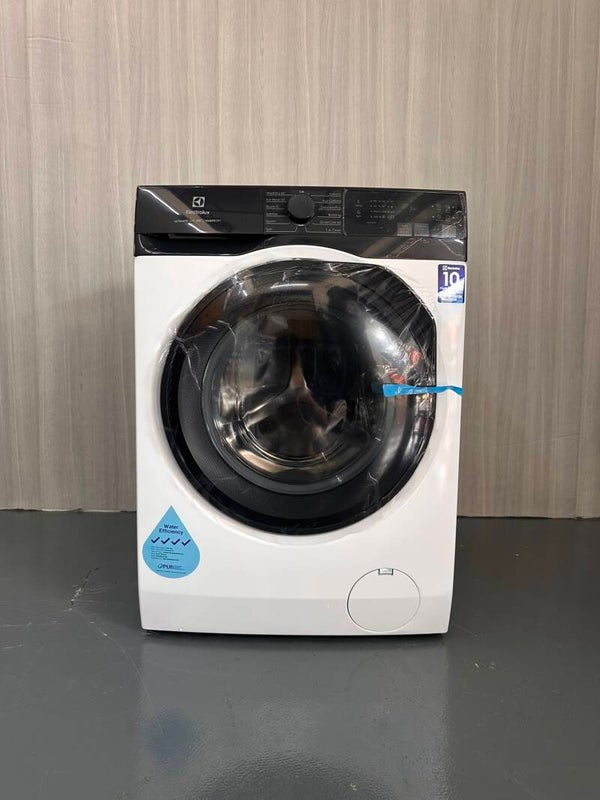 ELECTROLUX 8KG/5KG WASHER DRYER  Model: EWW8024P3EC