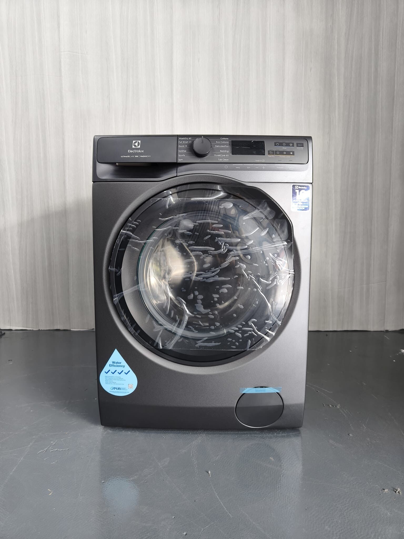 ELECTROLUX 10kg/7kg ULTIMATECARE 500 FRONT LOAD WASHER DRYER  Model: EWW1023P5SC