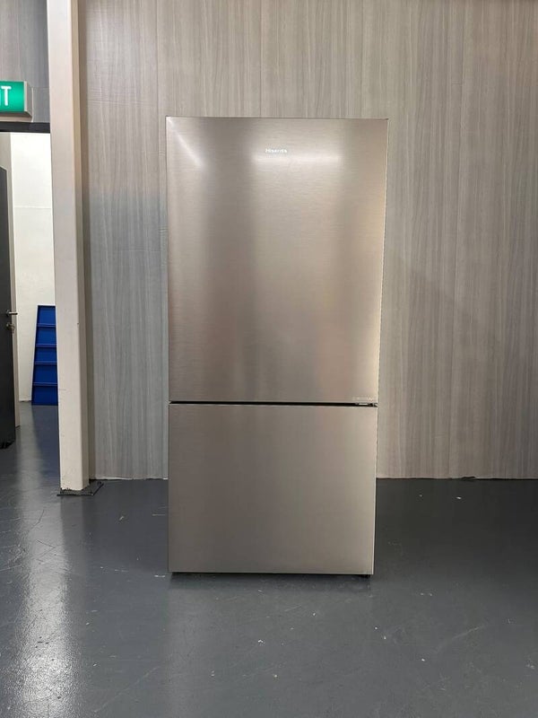 HISENSE 504L Bottom Freezer Refrigerator Fridge Model: RB650N4SSV