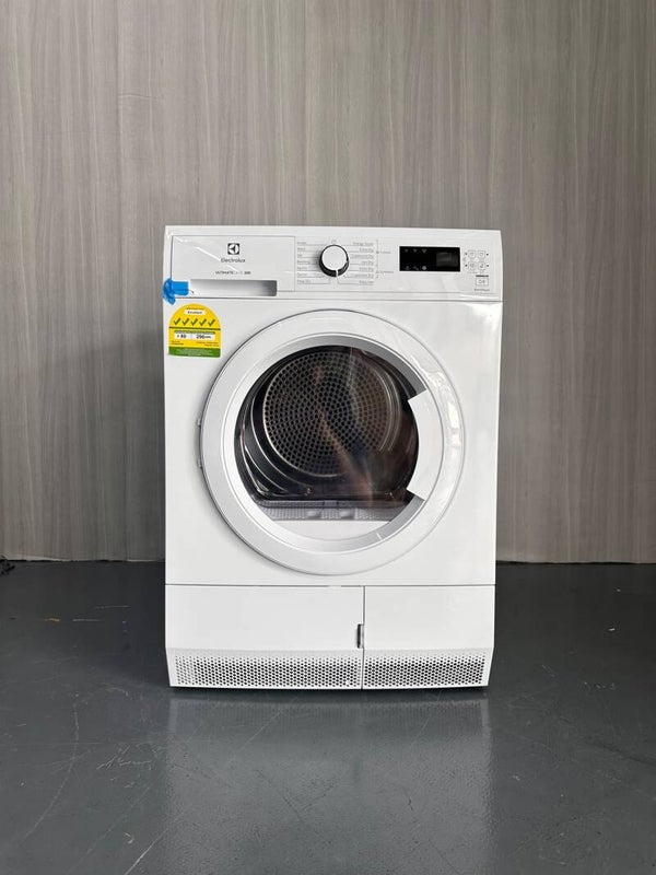 ELECTROLUX 8kg Heatpump Dryer  Ultimate Care 300 Model: EDH804H3WB