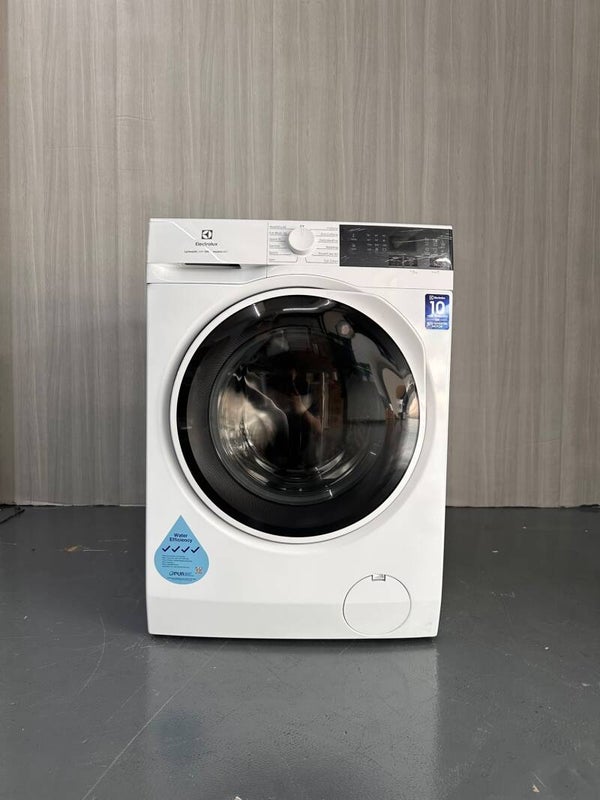 ELECTROLUX 8kg/5kg Front Load Washer Dryer  UltimateCare 300 Model: EWW8024P3WC