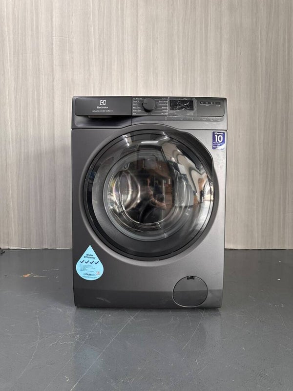 ELECTROLUX 9kg Front Load Washing Machine Washer  Model:EWF9023P5SC *UltimateCare 500*