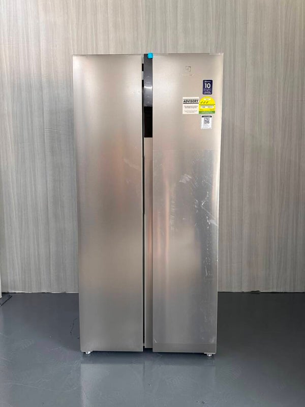 ELECTROLUX 507L Side By Side Door Refrigerator Fridge  Model : ESE5101B-A