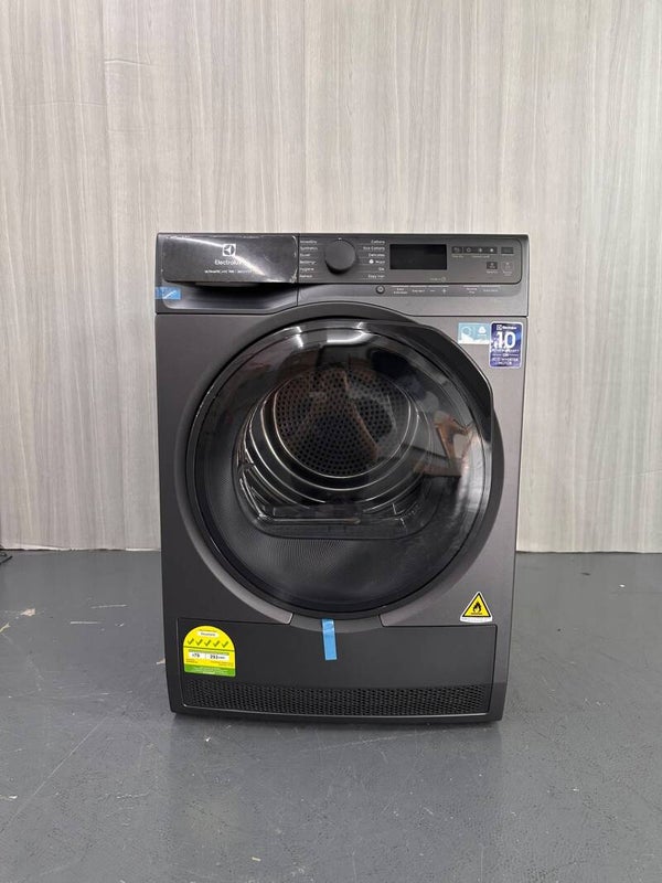 ELECTROLUX 9kg HEATPUMP DRYER *ULTIMATE CARE 700* MODEL: EDH903R7SC